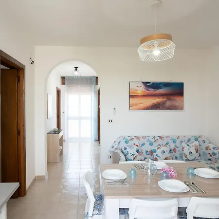 Casa Lu Paparoni 2 A 130 Mt Dalla Specchiarica Di San Pietro In Bevagna 度假居 *